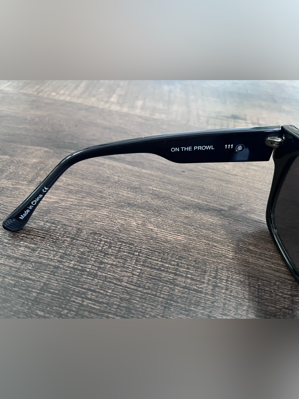 Quay Australia Black Square Sunglasses with Dark Lenses - Picture 3 of 7